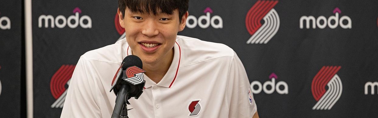 火箭队阵容变动！23岁替补被召回！轰26分7助攻，乌度卡靠他救场